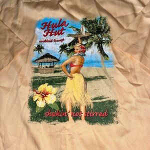NWOT Caribbean Hula Hut Shirt